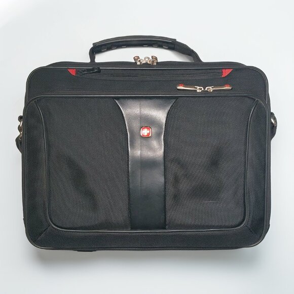 Wenger Swiss Gear Laptop Travel Carry On Briefcase Bag Notebook 16โ - Used - Picture 1 of 8
